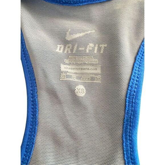 Nike Womens Tank Top Built in Bra Size S Blue Jogging Gym Training Sports size S - Picture 6 of 6